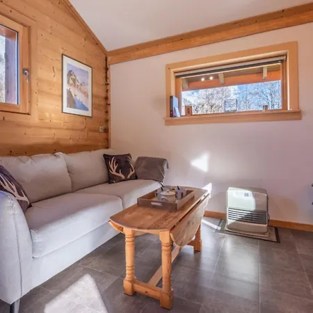 Charming Small With Aiguille Du Midi View