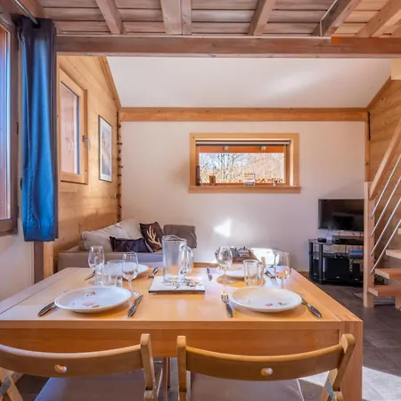 Chalet Charming Small With Aiguille Du Midi View *