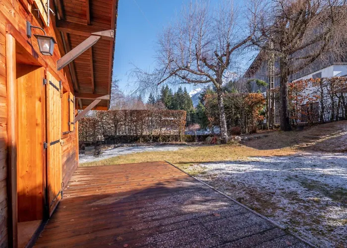 Chalet Alpine Escape Facing The Aiguille Du Midi Chamonix